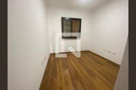 Casa à venda com 180m², 3 quartos e 4 vagasQuarto 2