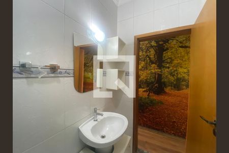 Casa à venda com 180m², 3 quartos e 4 vagasBanheiro