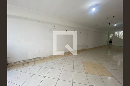 Casa à venda com 180m², 3 quartos e 4 vagasGaragem