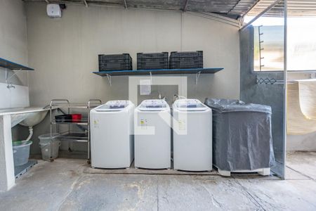 Studio para alugar com 24m², 1 quarto e sem vaga Studio para alugar com 24m², 1 quarto e sem vagaLavanderia