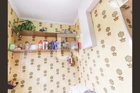 Casa à venda com 250m², 4 quartos e 3 vagas Casa à venda com 250m², 4 quartos e 3 vagasÁrea de Serviço