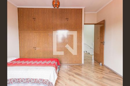 Casa à venda com 250m², 4 quartos e 3 vagas Casa à venda com 250m², 4 quartos e 3 vagasQuarto 2