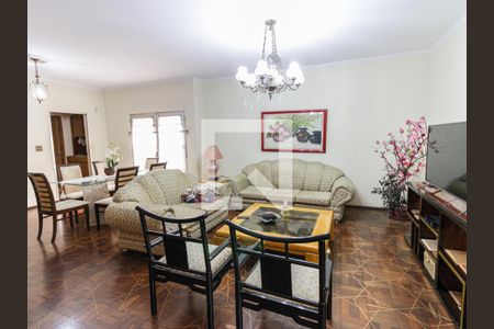 Sala de casa à venda com 4 quartos, 250m² em Vila Oratorio, São Paulo