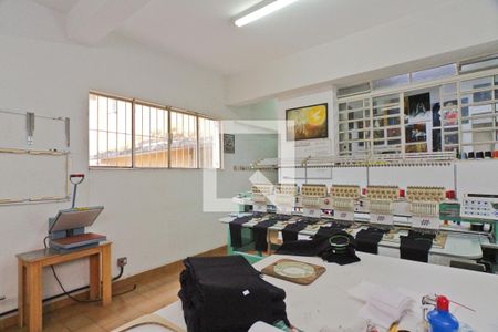 Casa à venda com 240m², 5 quartos e 4 vagasCasa 2 - garagem
