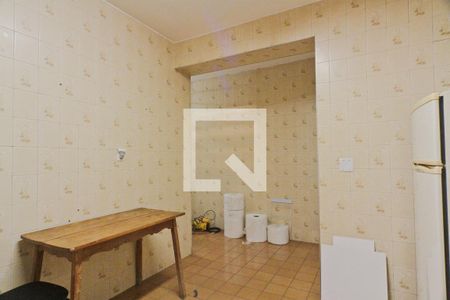 Casa à venda com 240m², 5 quartos e 4 vagasCasa 2 - cozinha