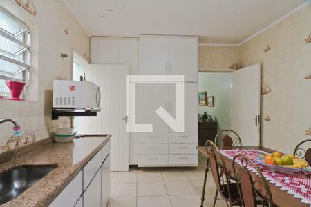 Casa à venda com 240m², 5 quartos e 4 vagasCozinha