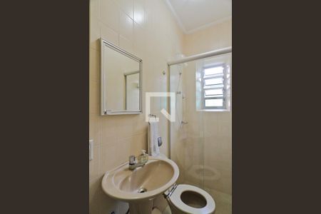 Casa à venda com 240m², 5 quartos e 4 vagasBanheiro de Serviço