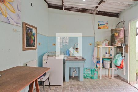 Casa à venda com 240m², 5 quartos e 4 vagasÁrea de de Serviço