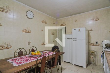 Casa à venda com 240m², 5 quartos e 4 vagasCozinha