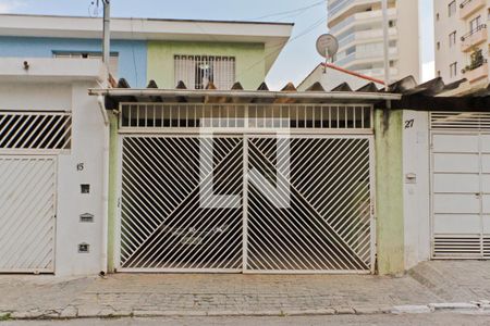 Casa à venda com 240m², 5 quartos e 4 vagasFachada