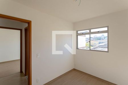Quarto 1 de apartamento para alugar com 2 quartos, 48m² em Planalto, Belo Horizonte