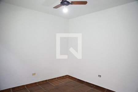 Casa para alugar com 120m², 3 quartos e 2 vagasQuarto 2
