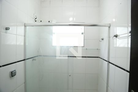 Casa para alugar com 120m², 3 quartos e 2 vagasBanheiro