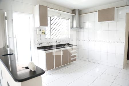 Casa para alugar com 120m², 3 quartos e 2 vagasCozinha