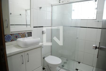 Casa para alugar com 120m², 3 quartos e 2 vagasBanheiro