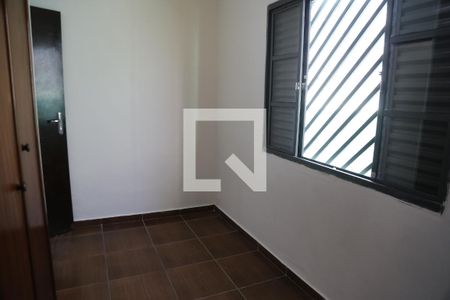Casa para alugar com 120m², 3 quartos e 2 vagasQuarto 1