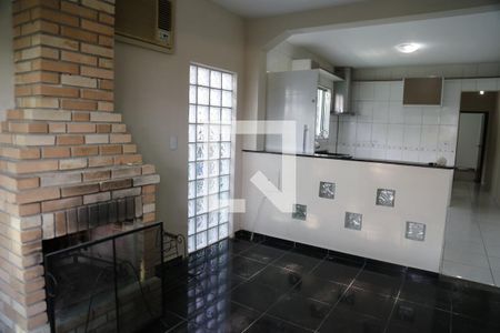 Casa para alugar com 120m², 3 quartos e 2 vagasSala