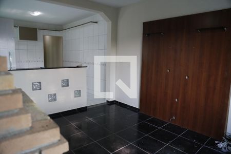 Casa para alugar com 120m², 3 quartos e 2 vagasSala