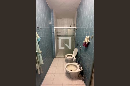 Apartamento à venda com 257m², 4 quartos e 2 vagas Apartamento à venda com 257m², 4 quartos e 2 vagasBanheiro Social