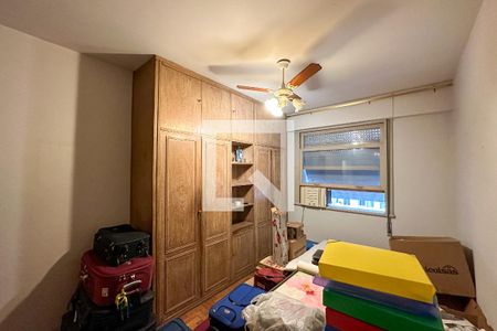 Apartamento à venda com 257m², 4 quartos e 2 vagas Apartamento à venda com 257m², 4 quartos e 2 vagasSuíte