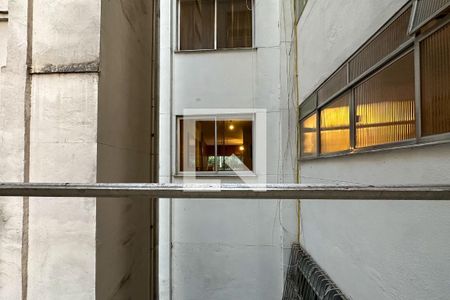 Apartamento à venda com 257m², 4 quartos e 2 vagas Apartamento à venda com 257m², 4 quartos e 2 vagasQuarto 04 - Vista