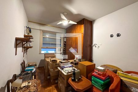Apartamento à venda com 257m², 4 quartos e 2 vagas Apartamento à venda com 257m², 4 quartos e 2 vagasQuarto 01
