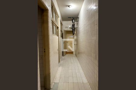 Apartamento à venda com 257m², 4 quartos e 2 vagas Apartamento à venda com 257m², 4 quartos e 2 vagasÁrea de Serviço