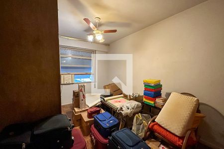 Apartamento à venda com 257m², 4 quartos e 2 vagas Apartamento à venda com 257m², 4 quartos e 2 vagasSuíte