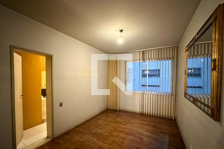 Apartamento à venda com 257m², 4 quartos e 2 vagas Apartamento à venda com 257m², 4 quartos e 2 vagasSala de Jantar
