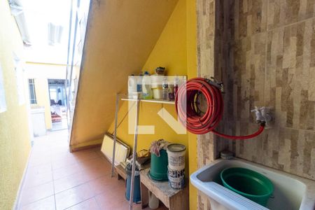 Casa à venda com 150m², 3 quartos e 2 vagasLavanderia 1