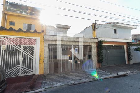 Casa à venda com 150m², 3 quartos e 2 vagasFachada