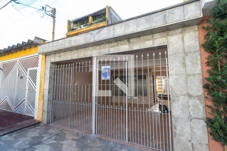 Casa à venda com 150m², 3 quartos e 2 vagasFachada
