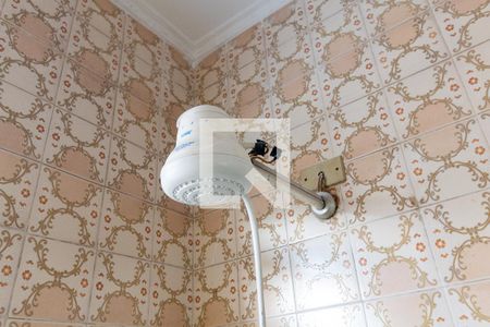 Casa à venda com 150m², 3 quartos e 2 vagasChuveiro