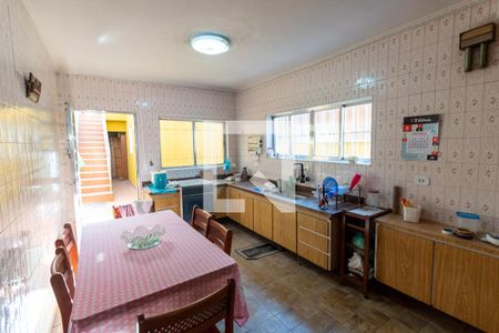 Casa à venda com 150m², 3 quartos e 2 vagasCozinha