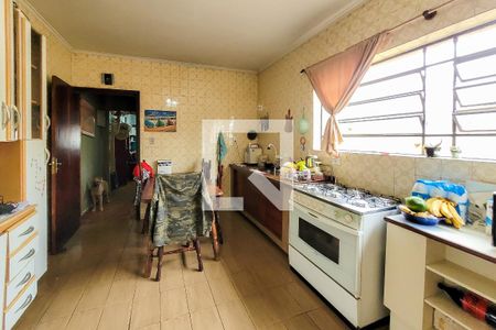 Casa à venda com 156m², 3 quartos e 2 vagas Casa à venda com 156m², 3 quartos e 2 vagasCozinha