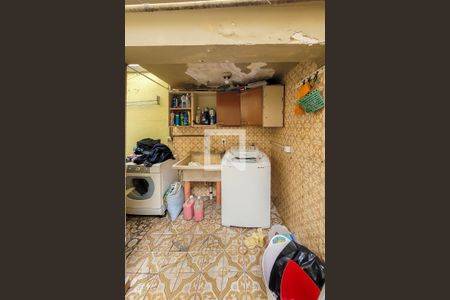 Casa à venda com 156m², 3 quartos e 2 vagas Casa à venda com 156m², 3 quartos e 2 vagasÁrea de Serviço