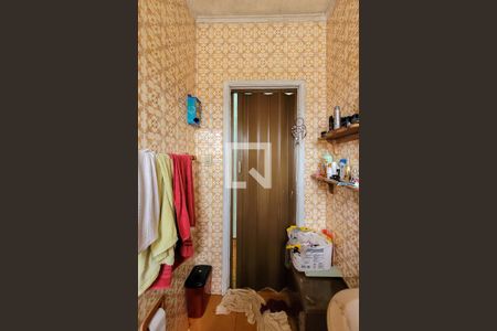 Casa à venda com 156m², 3 quartos e 2 vagas Casa à venda com 156m², 3 quartos e 2 vagasBanheiro da Suíte