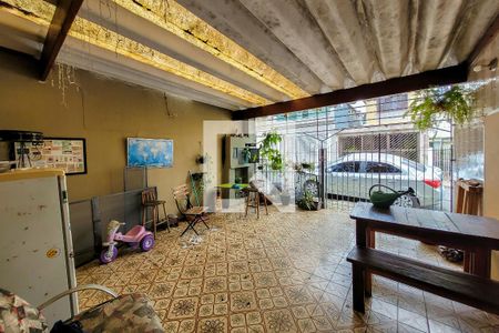 Casa à venda com 156m², 3 quartos e 2 vagas Casa à venda com 156m², 3 quartos e 2 vagasGaragem