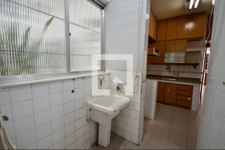 Apartamento à venda com 85m², 3 quartos e 1 vagaÁrea de Serviço