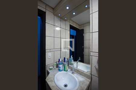 Banheiro de apartamento à venda com 3 quartos, 63m² em Jardim Pedro José Nunes, São Paulo