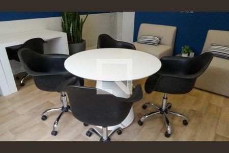 Apartamento para alugar com 37m², 1 quarto e 1 vagaÁrea comum