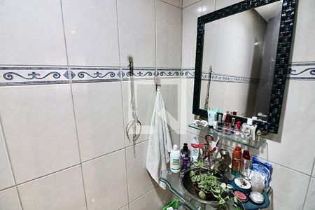 Apartamento à venda com 224m², 5 quartos e 2 vagasBanheiro da Suíte 1
