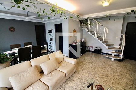 Apartamento à venda com 224m², 5 quartos e 2 vagasSala