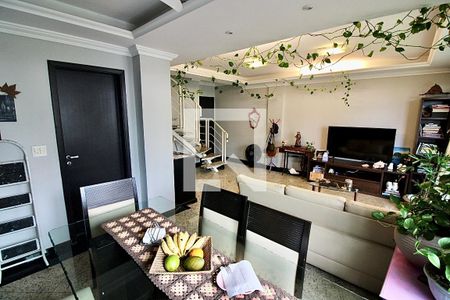 Apartamento à venda com 224m², 5 quartos e 2 vagasSala