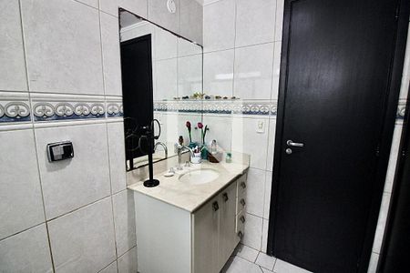 Apartamento à venda com 224m², 5 quartos e 2 vagasBanheiro Social