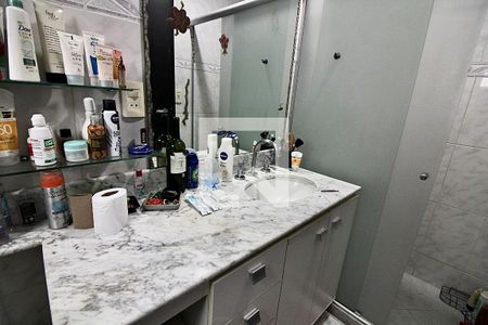 Apartamento à venda com 224m², 5 quartos e 2 vagasBanheiro da Suíte 3