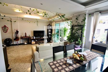 Apartamento à venda com 224m², 5 quartos e 2 vagasSala