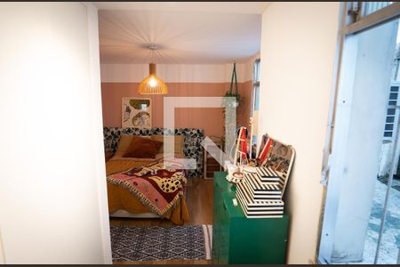 Quarto de apartamento à venda com 1 quarto, 68m² em Santa Teresa, Rio de Janeiro
