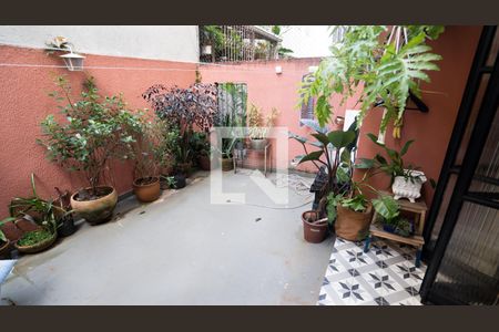 Apartamento à venda com 68m², 1 quarto e sem vaga Apartamento à venda com 68m², 1 quarto e sem vagaQuintal