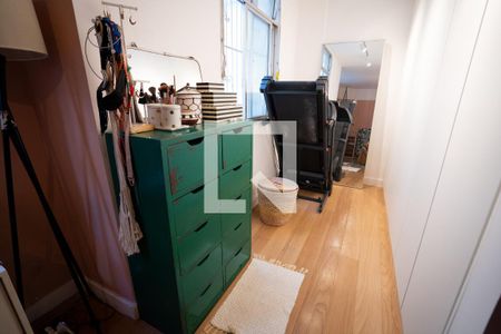 Quarto de apartamento à venda com 1 quarto, 68m² em Santa Teresa, Rio de Janeiro